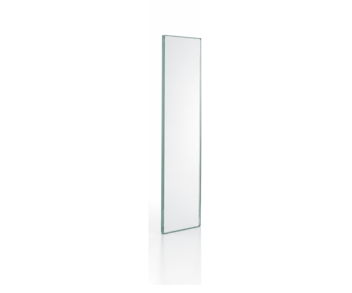 2904267000_gallery_01 Rectangular glass pane in lateral perspective, transparent and clear, against a white background.